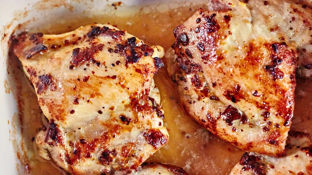 What are some good recipes to cook boneless chicken thighs?